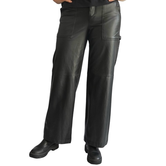 SALE 🔻 Zara Black Faux Leather Straight Leg Fleece Lined Cargo Pants - Picture 5 of 13